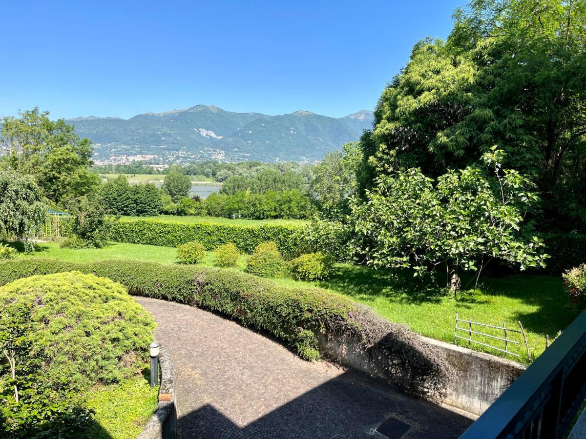 Lukas Home Con Il Cuore Appartamento 3 Camere Al Piano Terra E Appartamento 1 Camera In Taverna ميروني المظهر الخارجي الصورة
