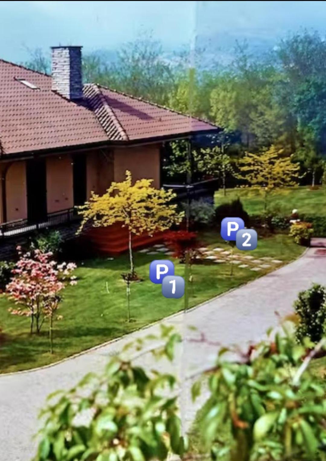 Lukas Home Con Il Cuore Appartamento 3 Camere Al Piano Terra E Appartamento 1 Camera In Taverna ميروني المظهر الخارجي الصورة